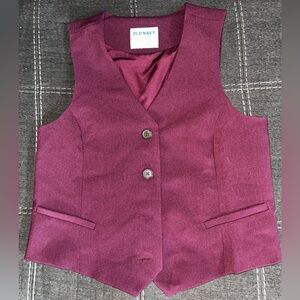 Maroon button-up Sleeveless Top (Old Navy).